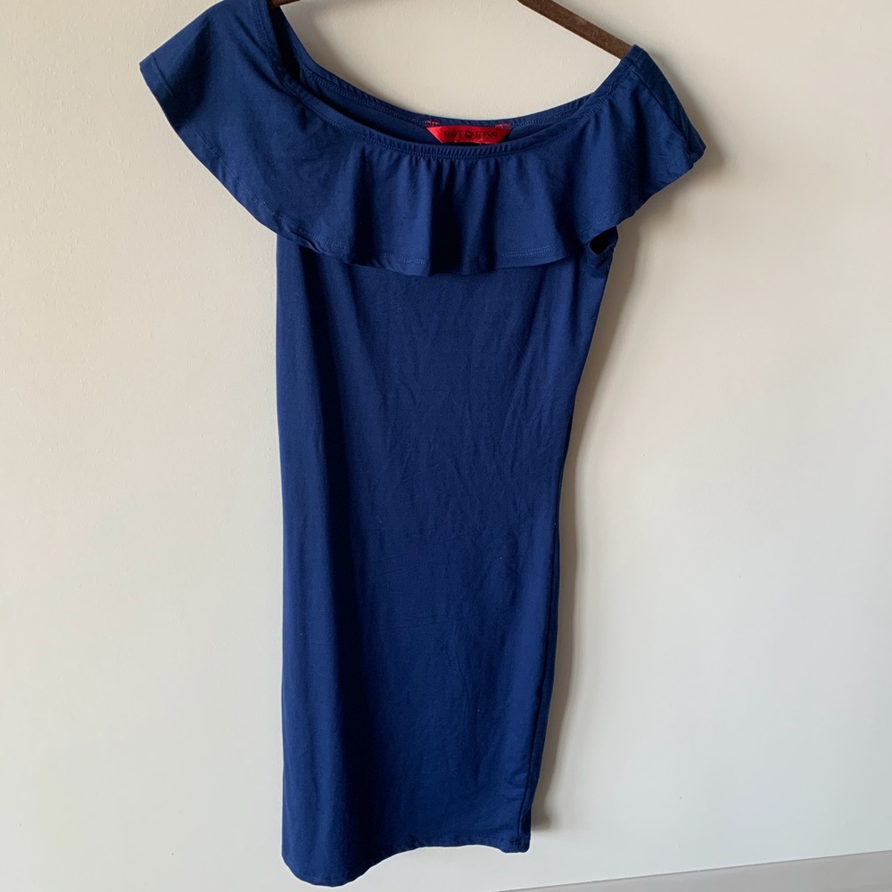 Off the shoulder bodycon dress